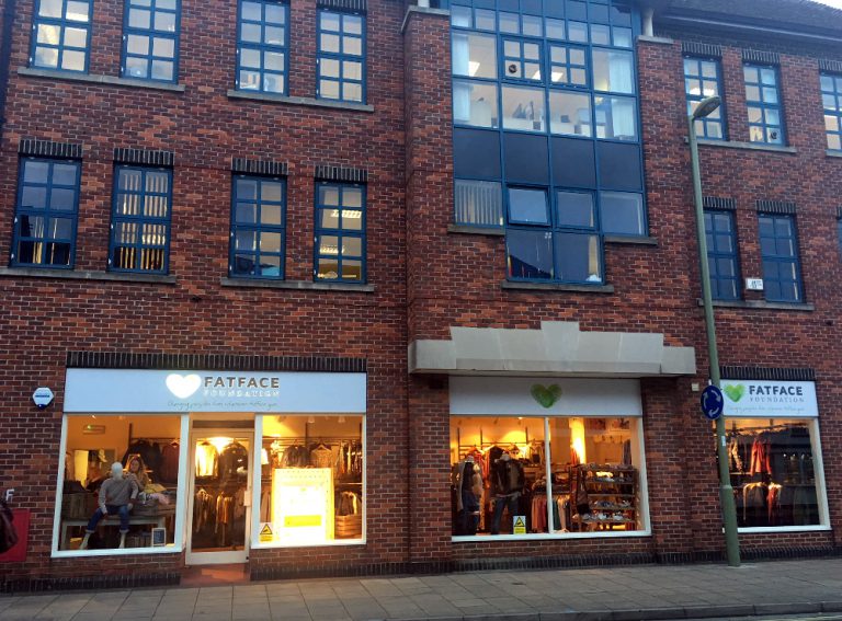 FatFace Celebrates 10 Years of Fundraising with Discounted Fashion Shop