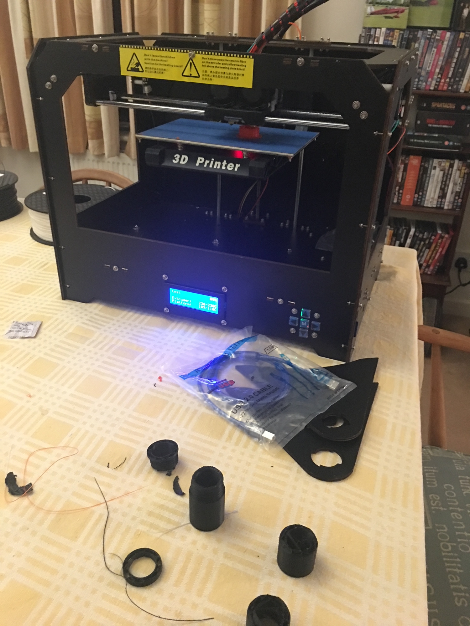 Second hand 'home assembled' 3D printer more than 5 years old.Photo by A. Howse